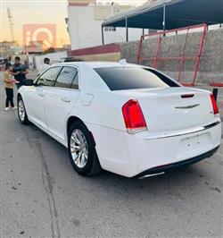 كرايسلر 300